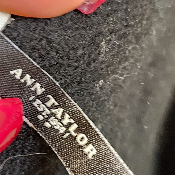 Ann Taylor Black Fringe Faux Leather Trim Open Poncho One Size - Picture 9 of 13